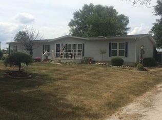 29325 E Broadway St, Walbridge, OH 43465