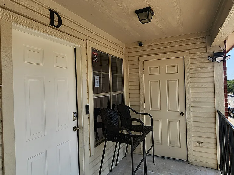 2313 Terrace Dr #D — Photo 27