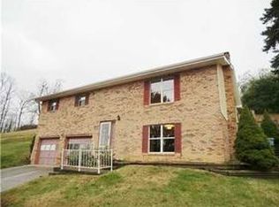 206 Broad Lawn Ter, Elkview, WV 25071