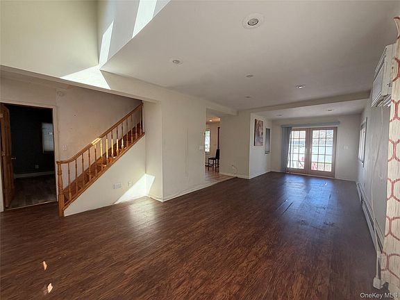 5th image of 51 Weston Avenue