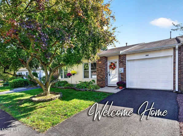 162 Gayle Court, Lakewood, NJ 08701