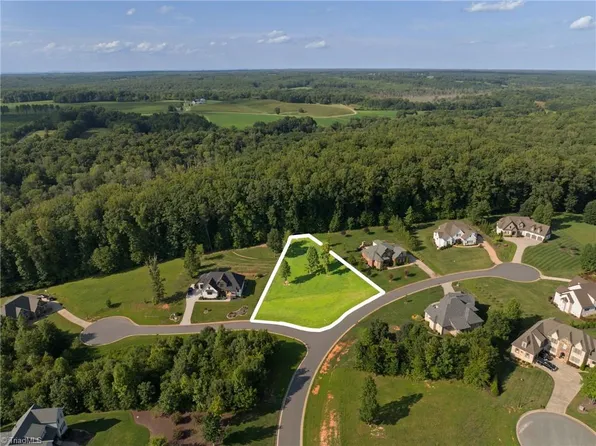 500 Sandra Jessup Ct #120, Greensboro, NC 27455