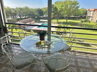 5981 Via Vermilya #405-405-A, Lake Worth, FL 33462