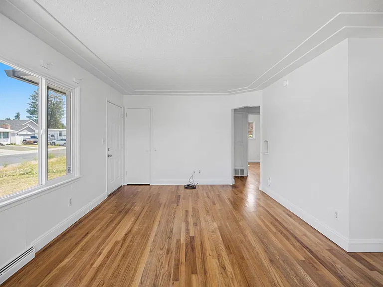 4127 W Broad Ave — Photo 8