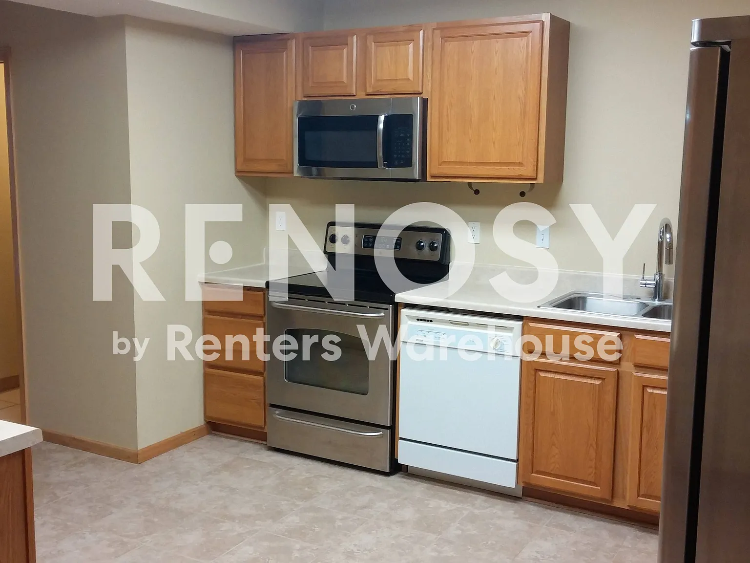 Nice 3 Bdrm / 1.5 Bath Home Available October 1st in Belle Plaine — Photo 3