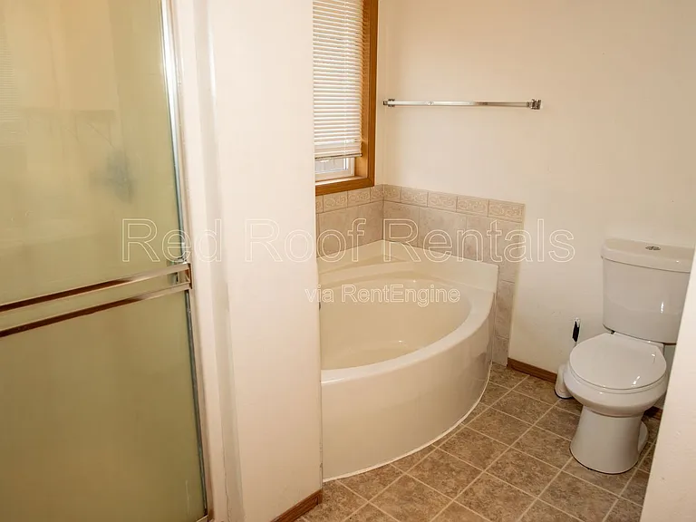 2402 177th Street Ct E — Photo 23