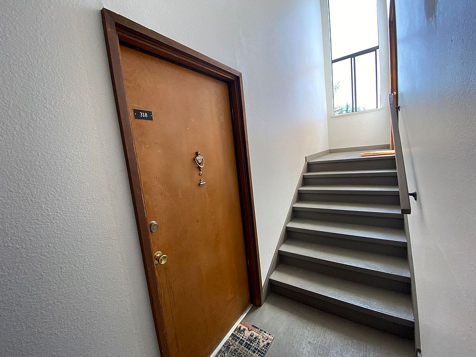 2nd image of 1419 S J St #318