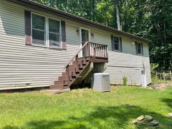 2656 Ellendale Rd, Dauphin, PA 17018