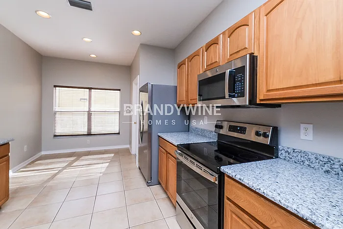 747 Star Pointe Dr — Photo 5
