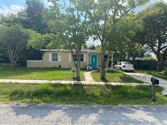 3rd image of 1399R Whitewood Dr