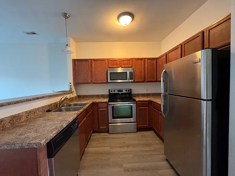 214 Glenhaven Ln — Photo 20