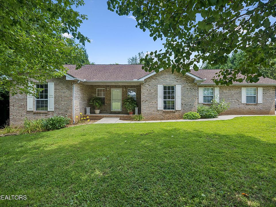 1st image of 5616 Brandon Park Dr