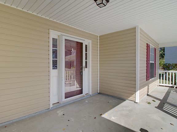 2nd image of 115 Bainsbury Ln