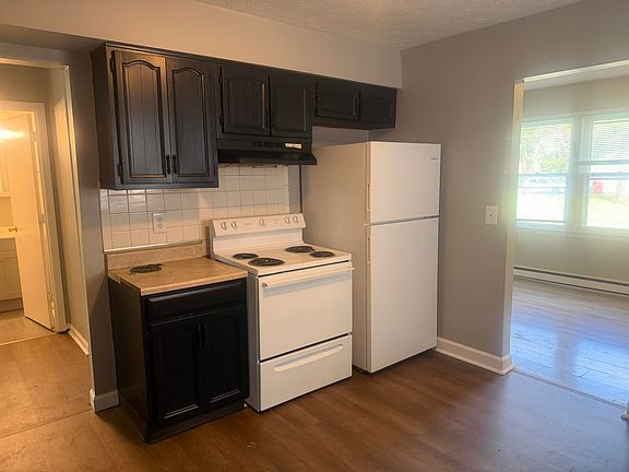 2nd image of 343 Rebel Rd