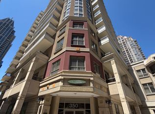 350 Princess Royal Dr #1103, Mississauga, ON L5B 4N1