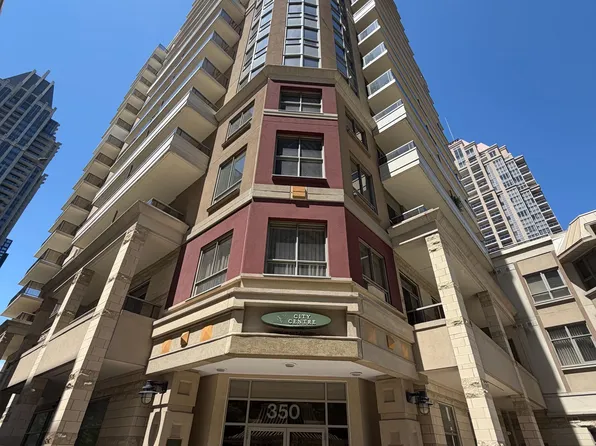 350 Princess Royal Dr #1103, Mississauga, ON L5B 4N1