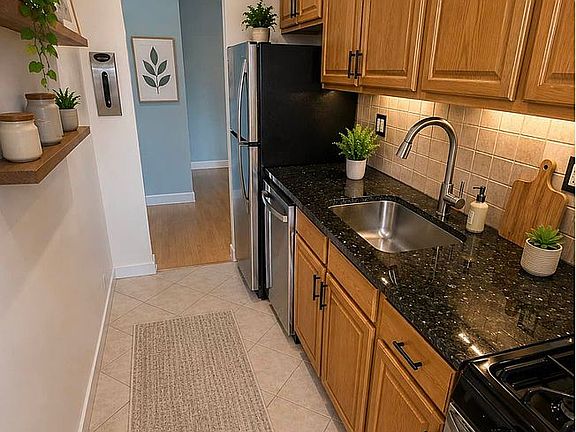 2nd image of 4265 Webster Ave APT 4C