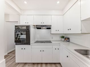 1319 107th Ave SW, Calgary, AB T2W0C1