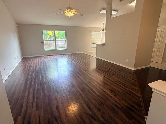 3rd image of 710 Whisper Sound St