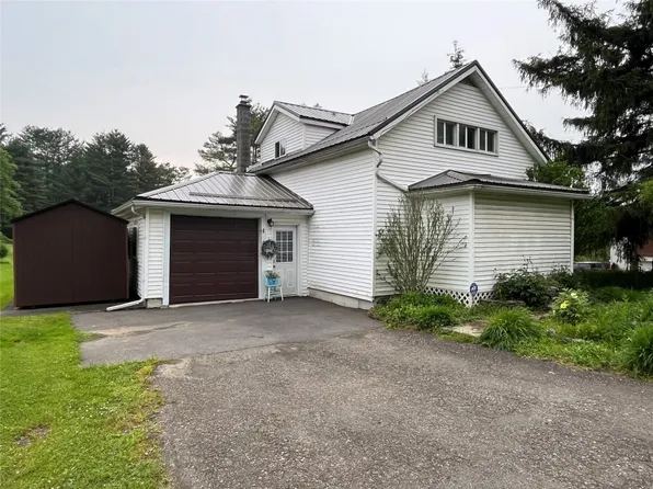 352 Castle Creek Rd, Binghamton, NY 13901