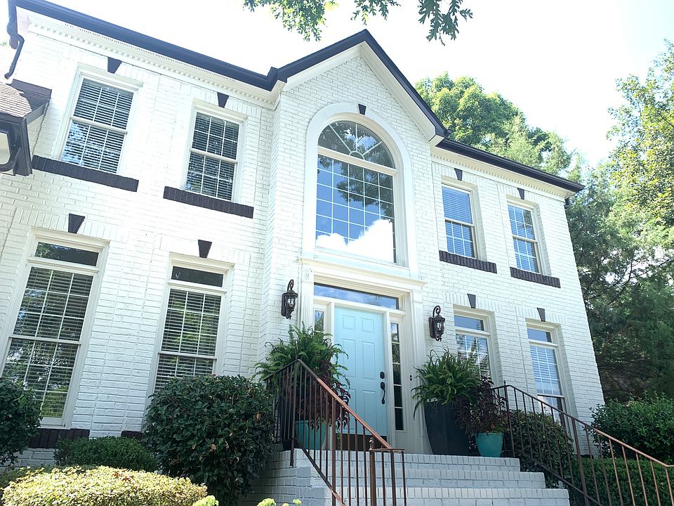 1st image of 168 Knoxview Ln