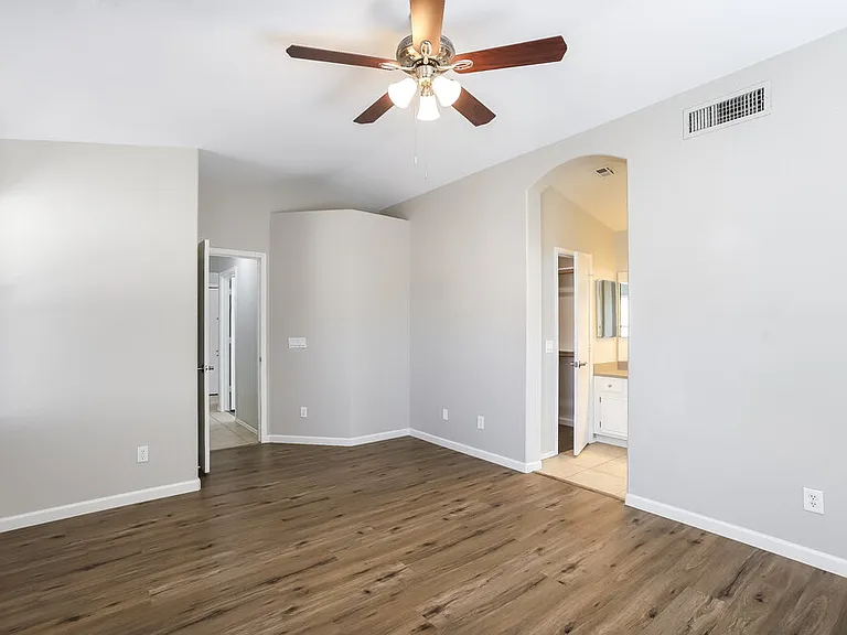 7427 W Tina Ln — Photo 12