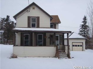 14 Fulton St, Antwerp, NY 13608