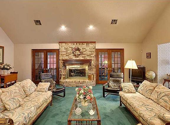 3rd image of 209 Ormond Blvd