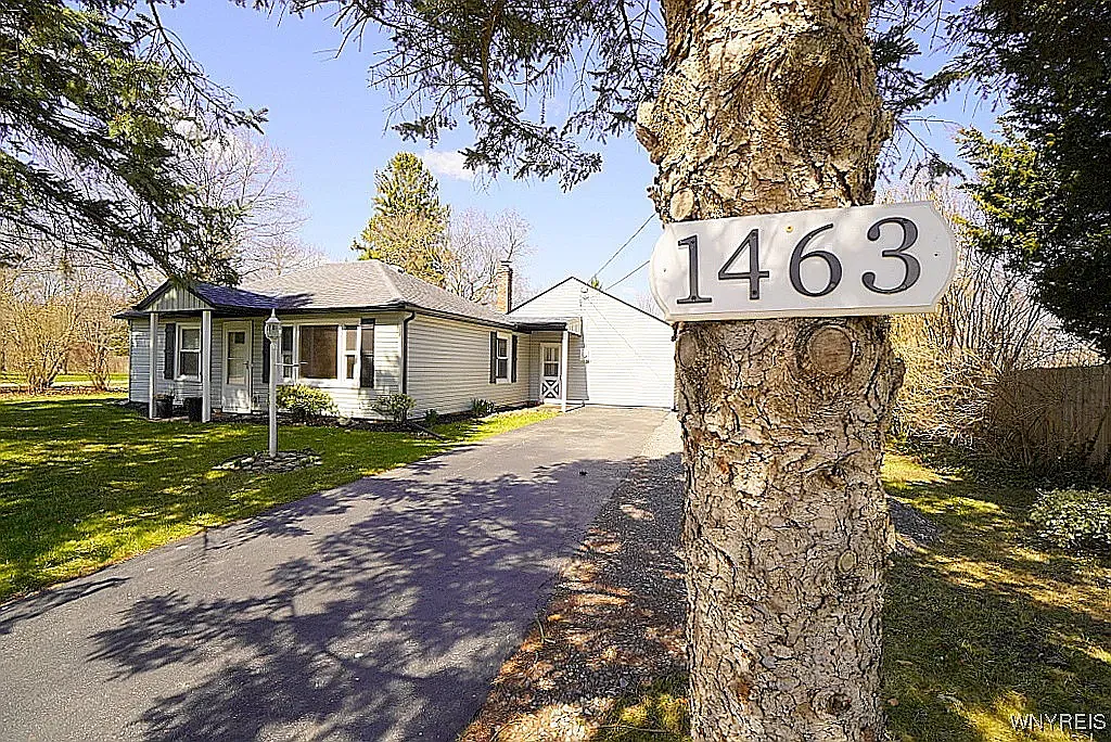 3 bed, 1104 sqft, $2,500 — Photo 4