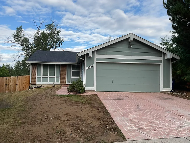 18927 E Mercer Dr — Photo 16