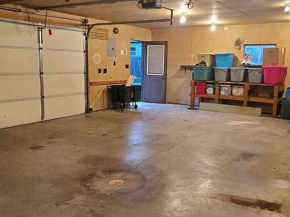 4th image of 1020 N 5th Ave
