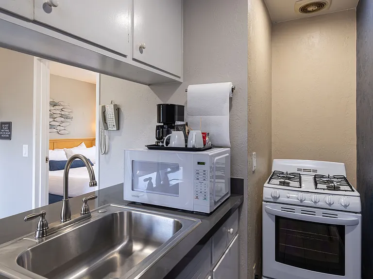Rio Sands Condominiums — Photo 17