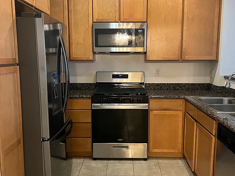 6400 Crescent Park E — Photo 9