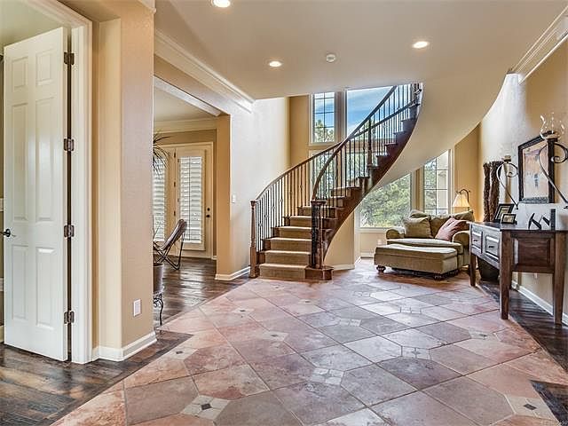 サカン｜ peak 6267 Shavano Peak Pl, Castle Rock, CO 80108 | Zillow