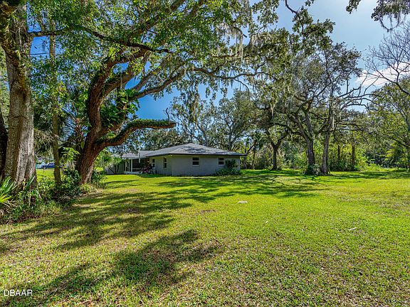 3rd image of 285 Cypress Ave