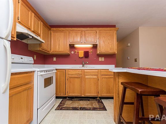 5th image of 3127 N Gale Ave