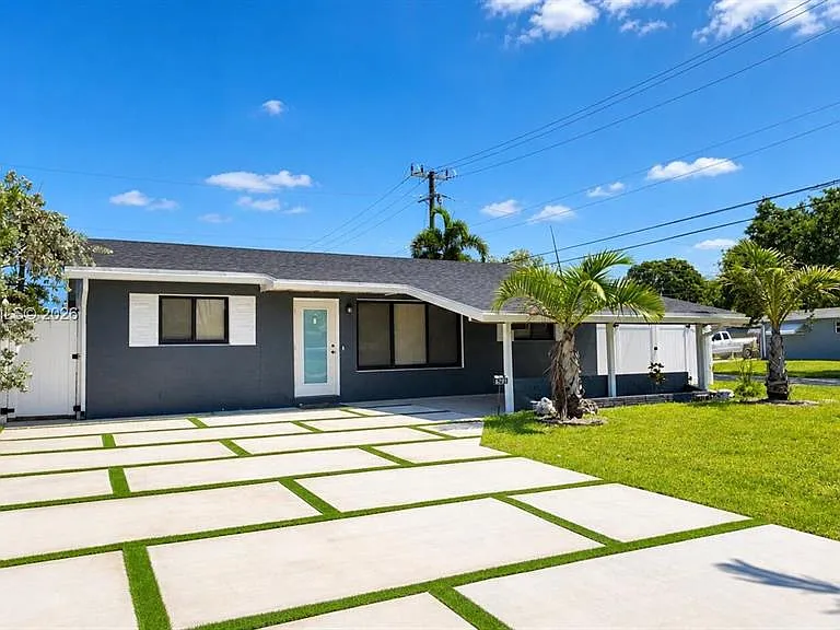 6701 Pershing St — Photo 1