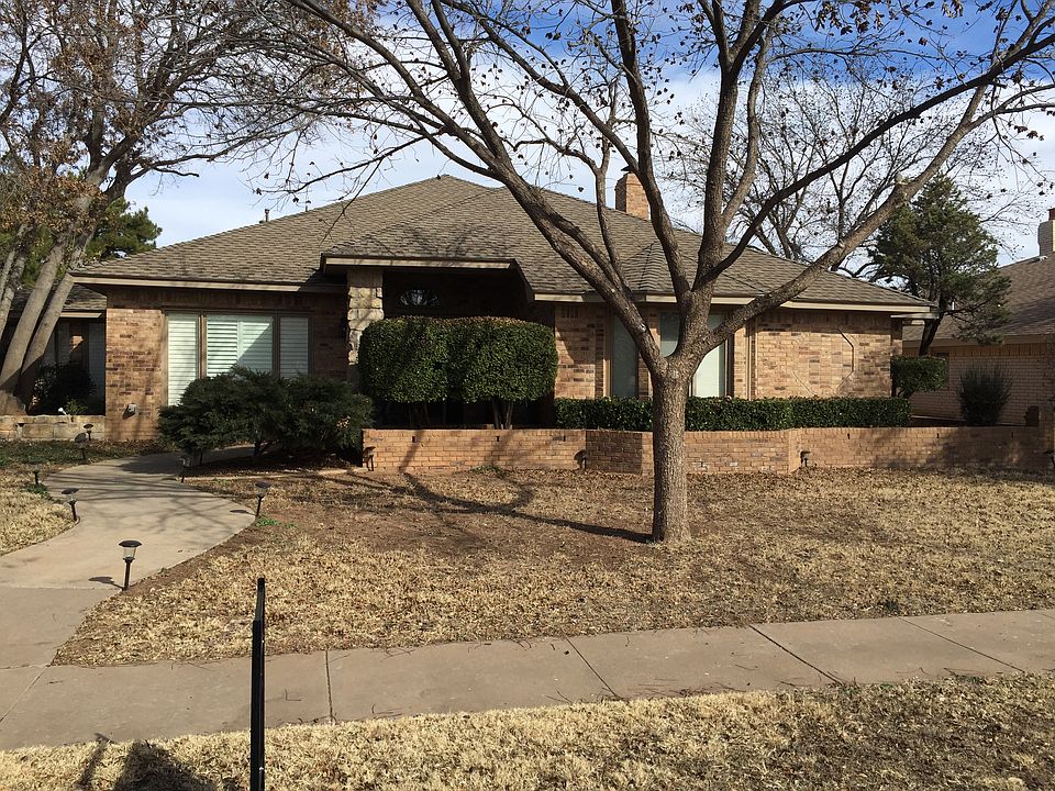 Great curb appeal!