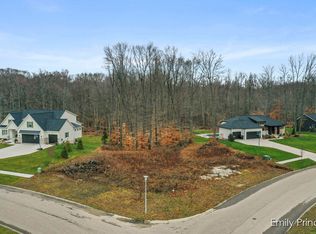 5230 Eaglepass Dr, Hudsonville, MI 49426