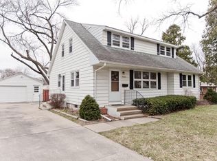 110 Patricia Ln NW, Cedar Rapids, IA 52405