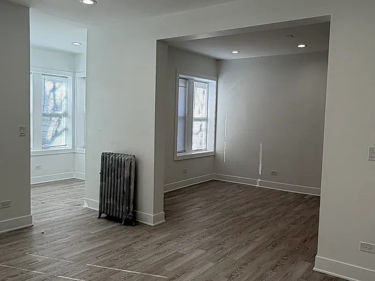 1546 W Arthur Ave #4 — Photo 8