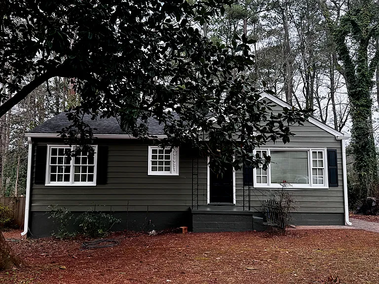 1387 Midview Dr — Photo 1