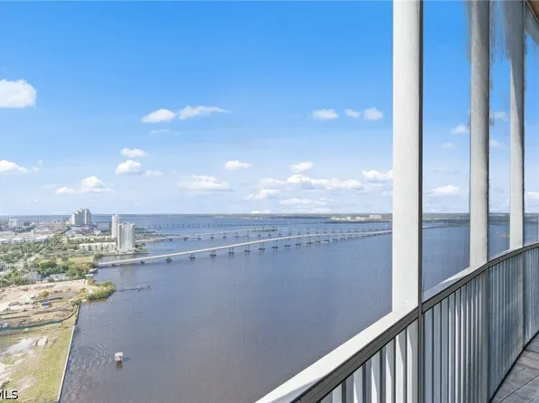 2743 1st St APT 2703, Fort Myers, FL 33916