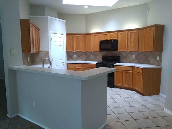2nd image of 3905 Aldersyde Dr