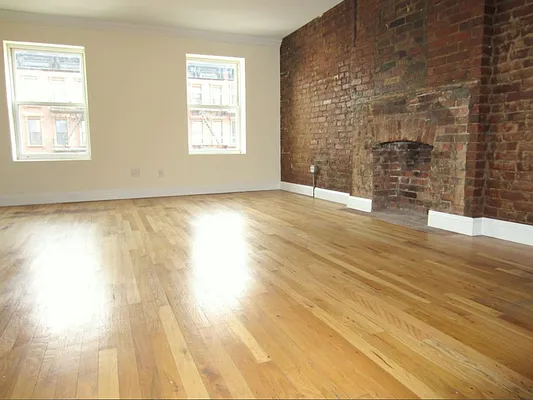 Rented by FirstService Realty (legacy) | media 20