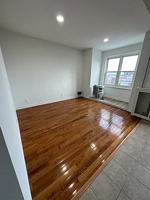 Rented by New York Realty Minimax Inc | media 3