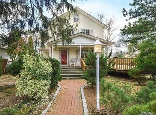 217 Glen Cove Ave, Sea Cliff, NY 11579