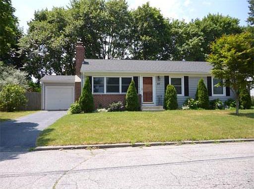 2nd image of 49 Vista Dr