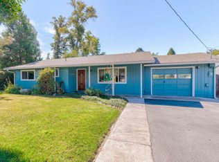 2344 Cullison Ln, Grants Pass, OR 97527