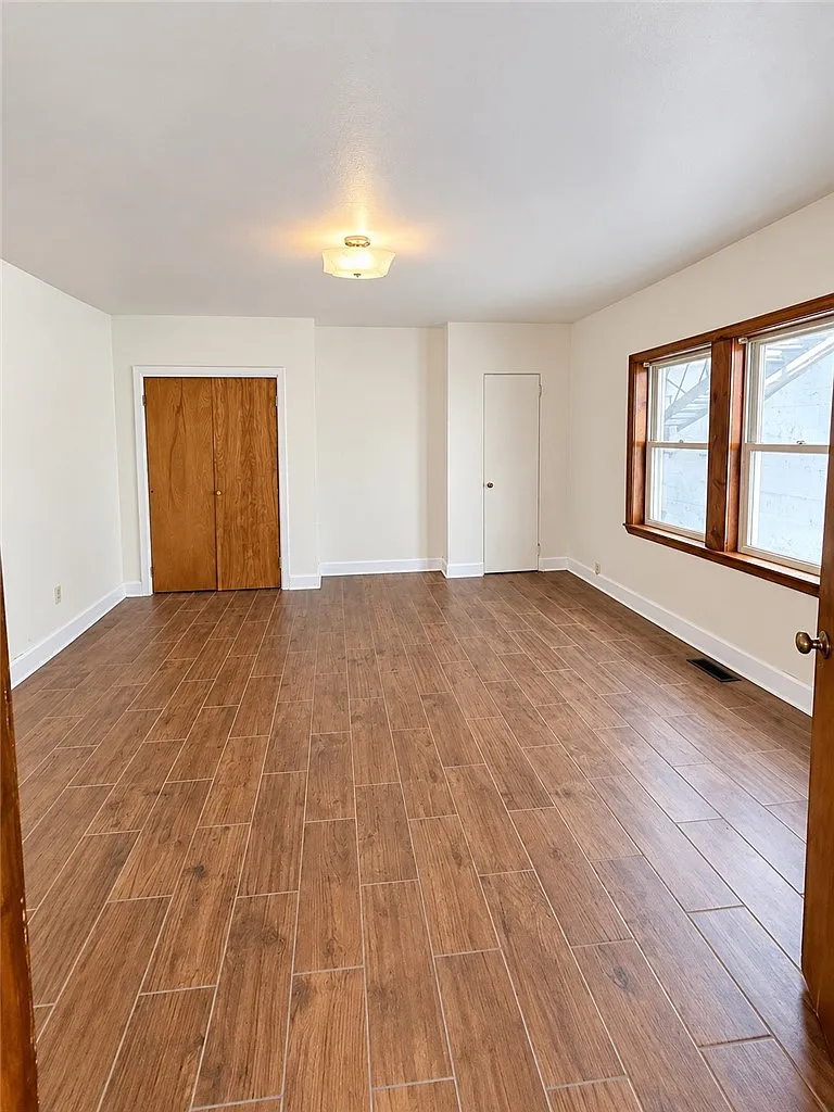 1 bed, 900 sqft, $925 — Photo 4